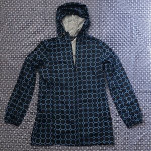 Lands’ End packable rain jacket, blue pattern, like new.